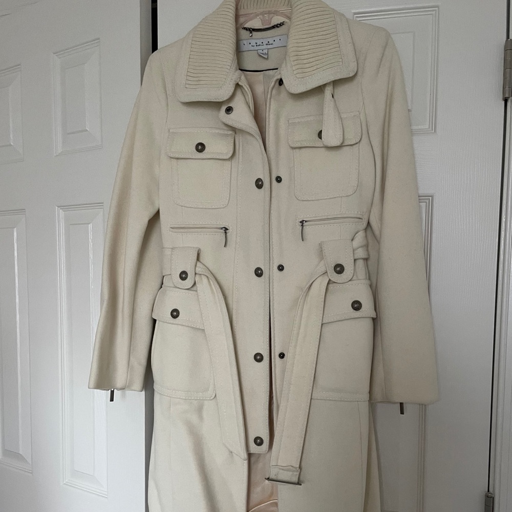LAUNDRY By: Shelli Seagal Coat
